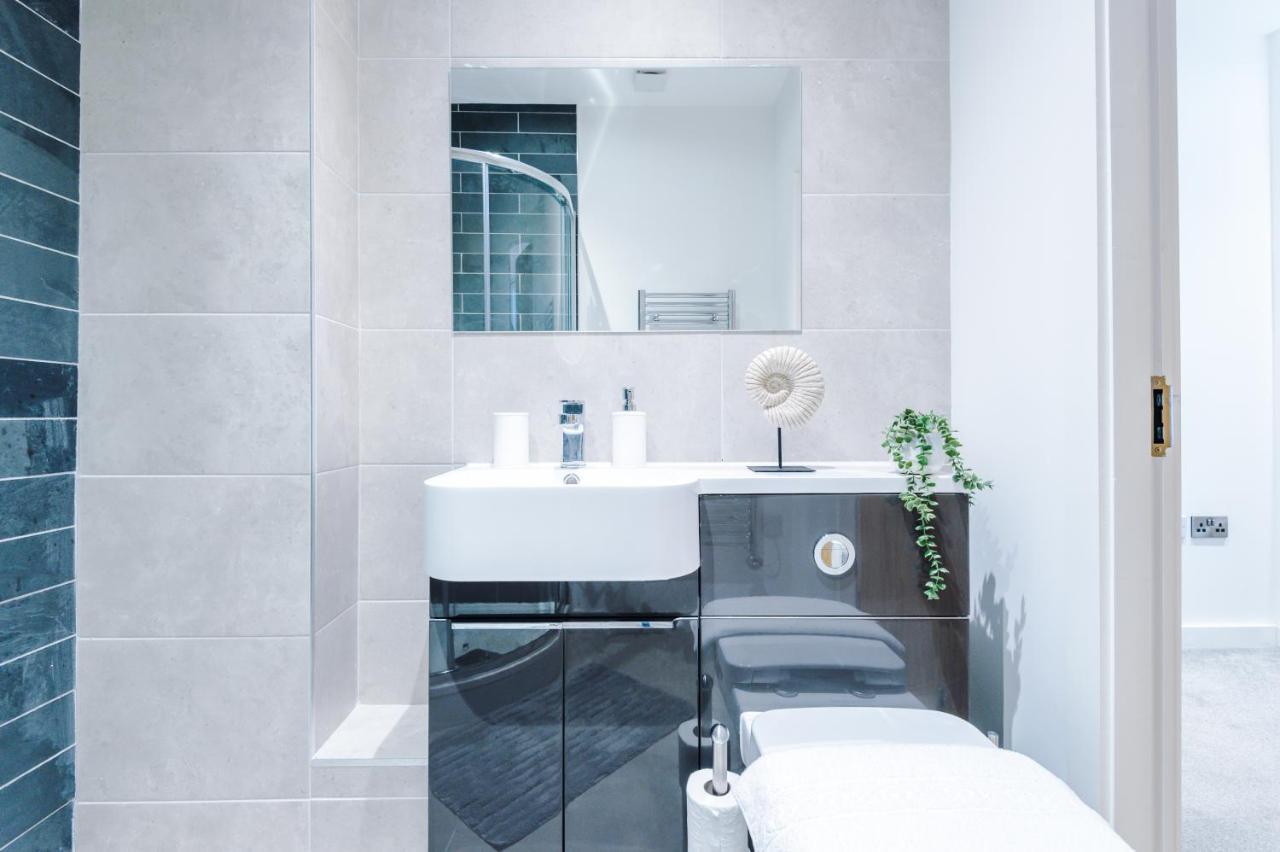 The Popworks 2 Bedroom Apartment - Mcr Dens マンチェスター エクステリア 写真
